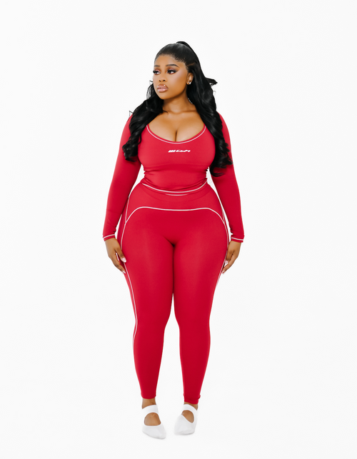 Amor set in Cherry Red WO.K LEISURE